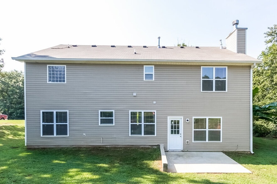 Building Photo - 412 Peterson Dr