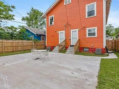 Building Photo - 817 N Grant Ave