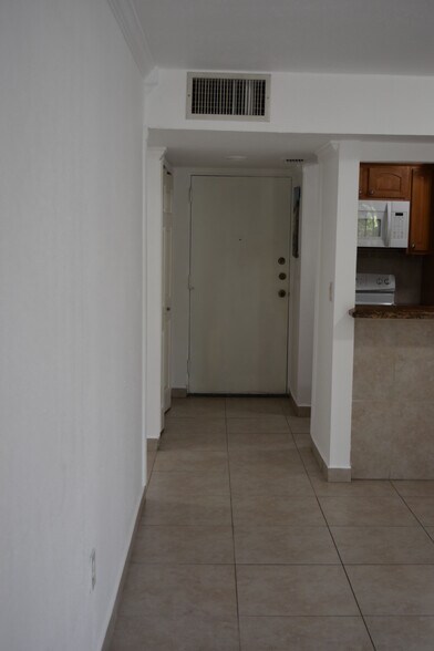 Building Photo - 8002 SW 149th Ave