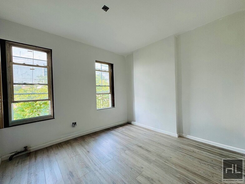 Building Photo - TILDEN AVENUE