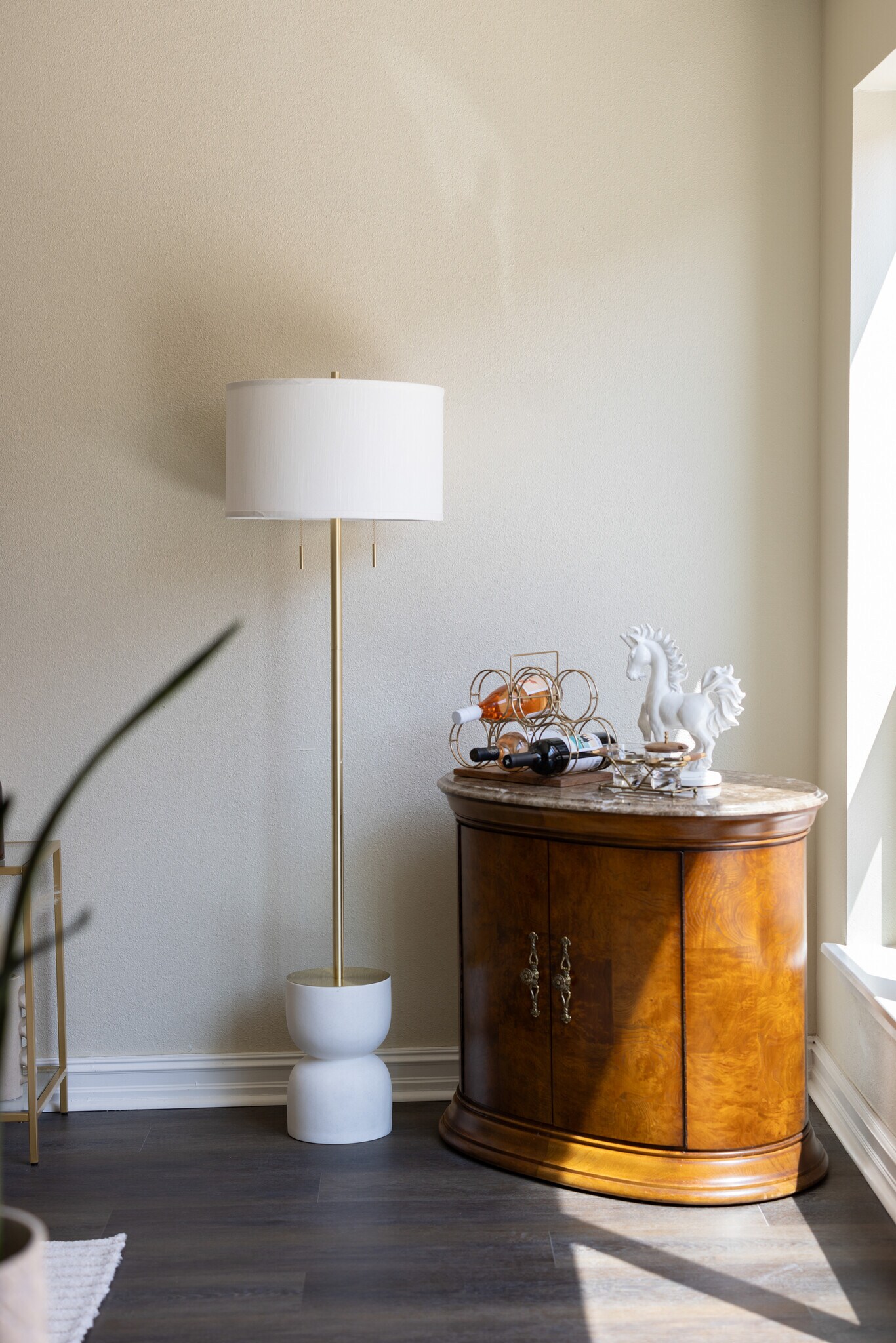 Building Photo - 222 S Main St