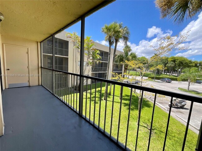 Building Photo - 8075 SW 107th Ave