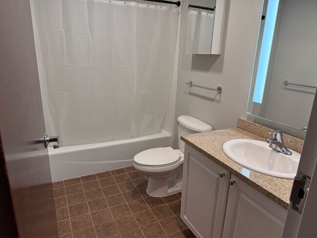 Building Photo - 52 Imlay St