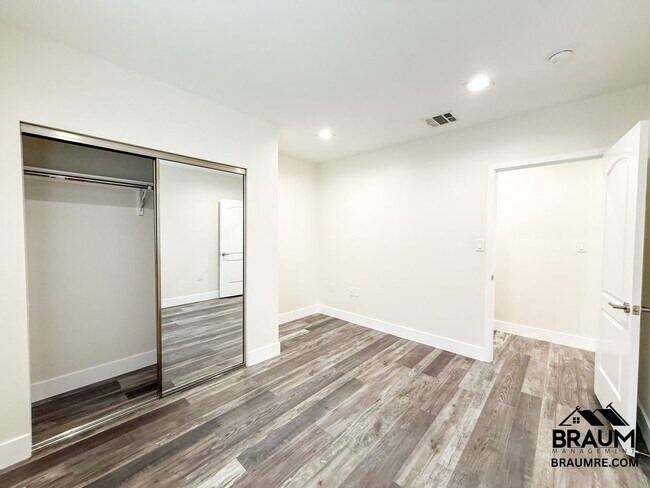 Building Photo - 1622-1624 S. CARMELINA