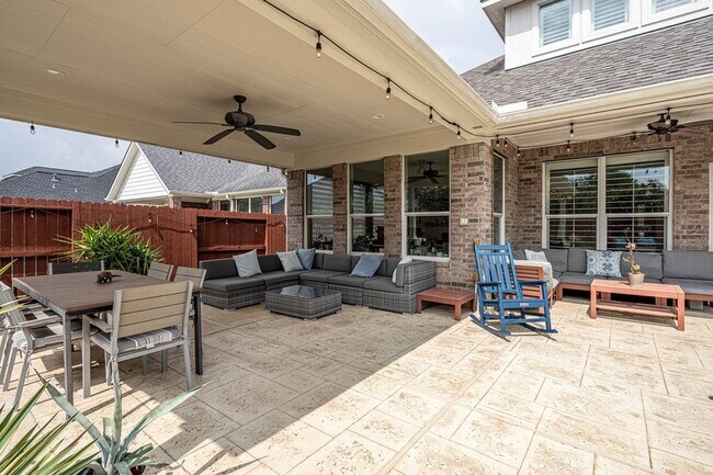 Building Photo - 5907 Ballina Canyon Ln