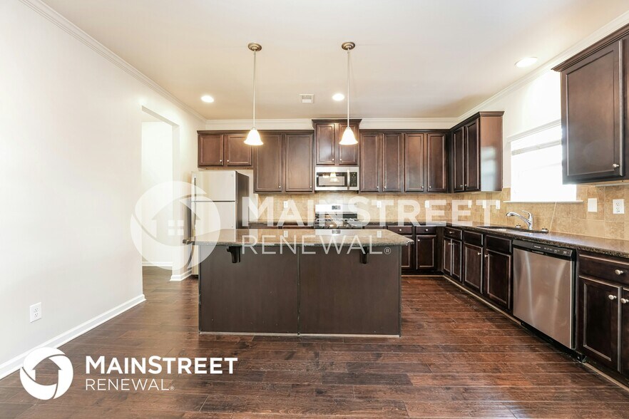 Building Photo - 6239 Baltusrol Terrace