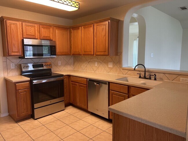Building Photo - 5302 Jitterbug Ct