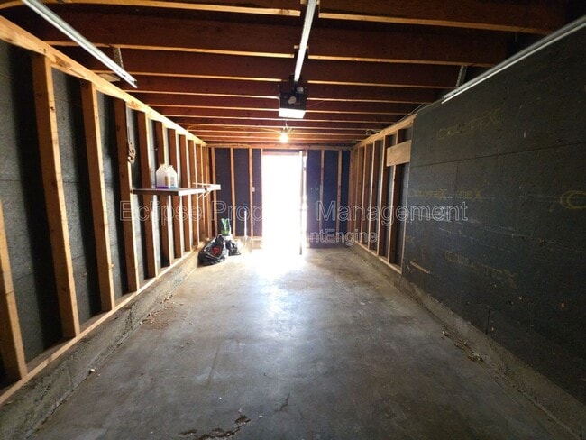 Building Photo - 503 Brown Ave