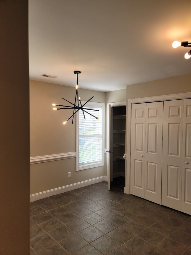 Dining area - 2051 Cambria Dr