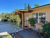 Building Photo - 2095 Pineapple Ave