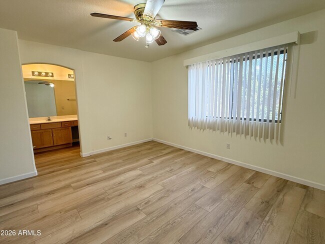 Building Photo - 16283 N 159th Dr