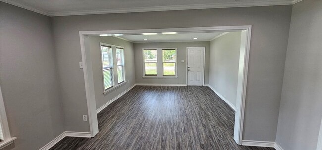 Building Photo - 215 San Jacinto St