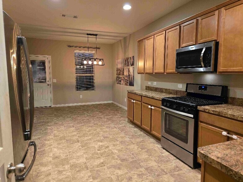 Building Photo - 13911 Rock Range Ln