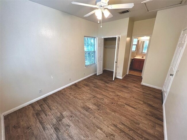 Building Photo - 5403 Evans Ave