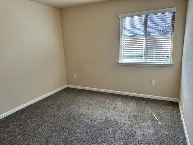 Building Photo - 401 Tula Trail