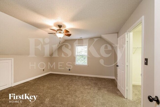 Building Photo - 270 Coghill Dr