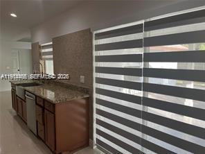 Building Photo - 15854 Tangelo Blvd