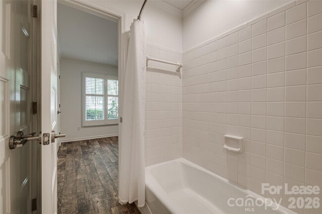Building Photo - 646 Portside Dr