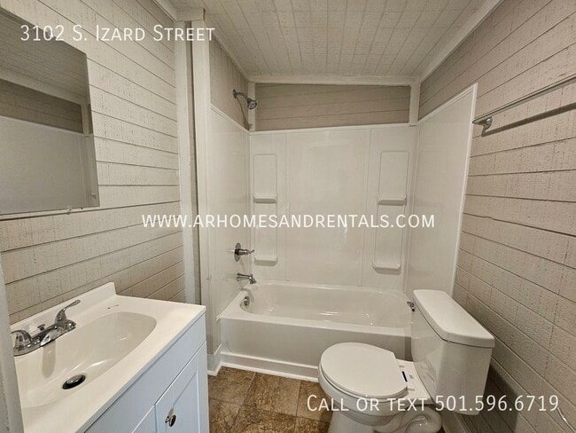 Building Photo - 3102 S Izard St