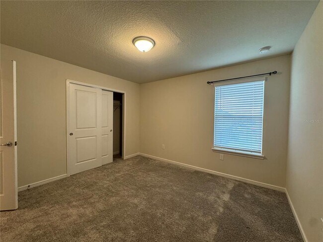 Building Photo - 2102 Charming Ave
