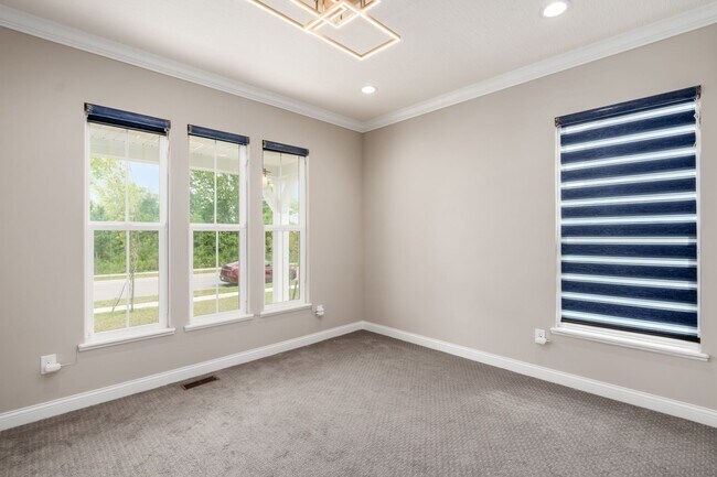 Building Photo - 3387 Logsdon Lp