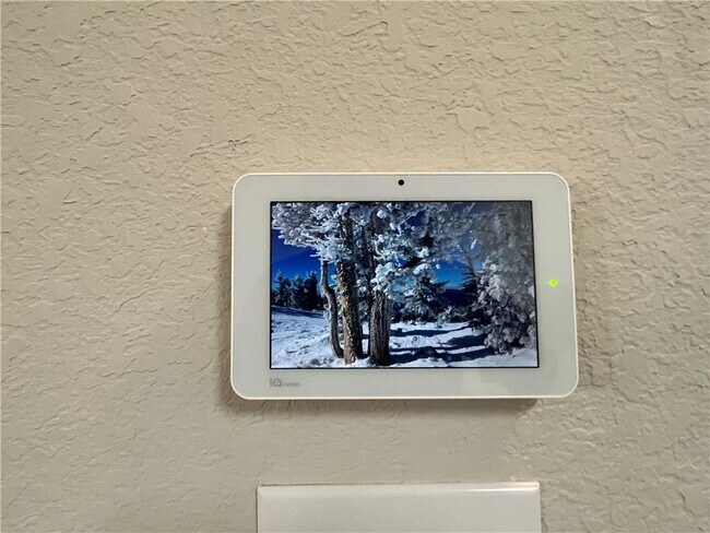 Building Photo - 1916 Whitaker Dr