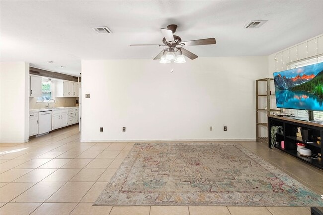 Building Photo - 2502 Waterwood Ln