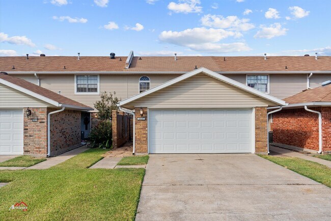 Primary Photo - 2319 Northside Dr