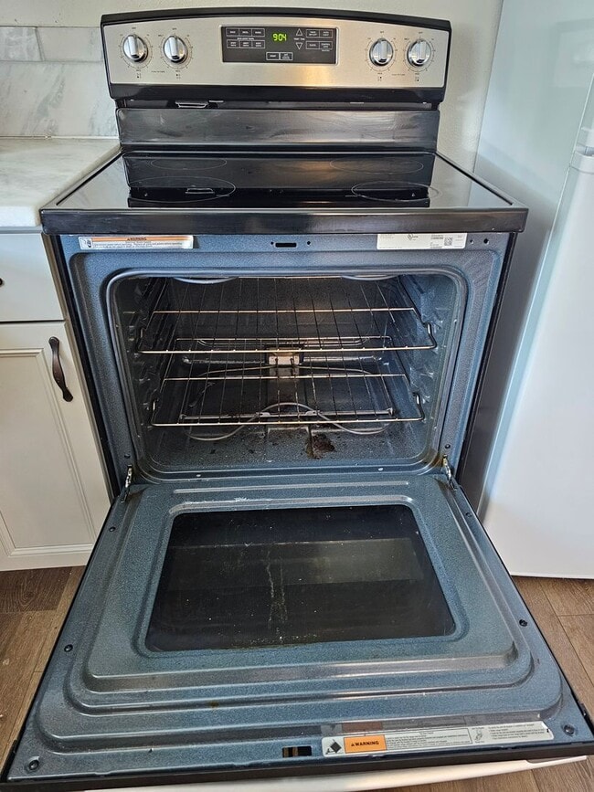 Building Photo - Cozy 1 bedroom,  1 bath $775
