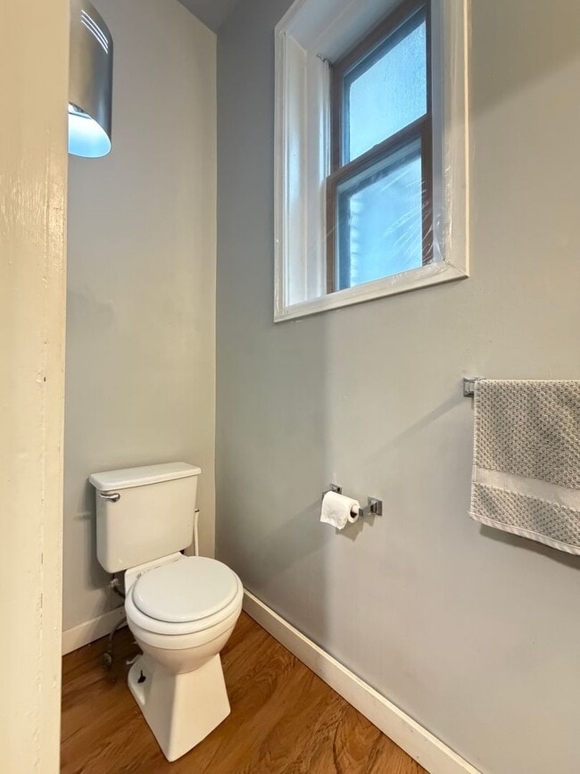 Building Photo - Large 3 Bedroom Open July 1st!