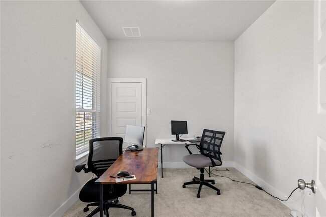 Building Photo - 17623 Azalea Clf Ct