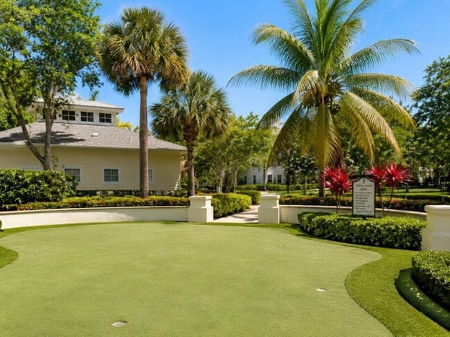 Building Photo - 224 Murcia Dr