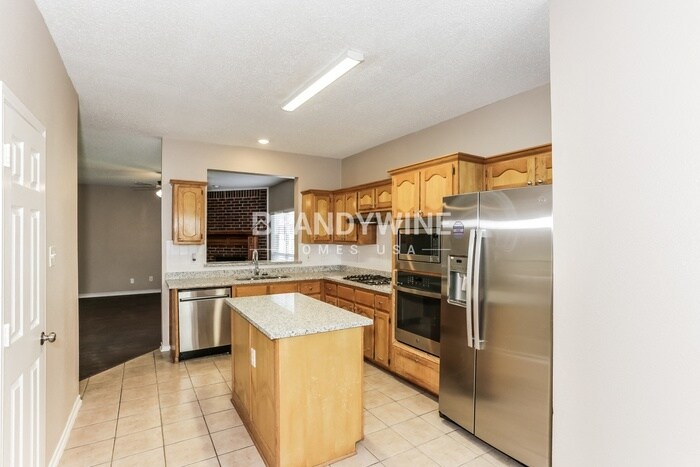 Building Photo - 1520 Warwick Dr