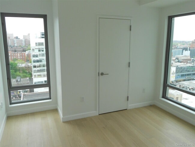 Building Photo - 138-35-138-39 39th Ave