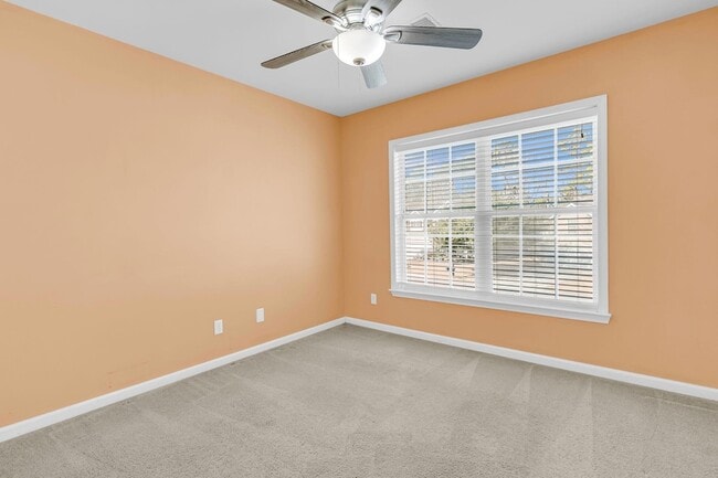 Building Photo - 7478 Hawks Cir