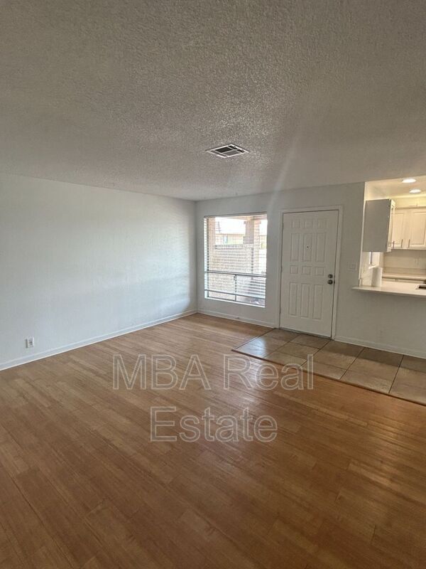 Building Photo - 20236 N 6th Dr