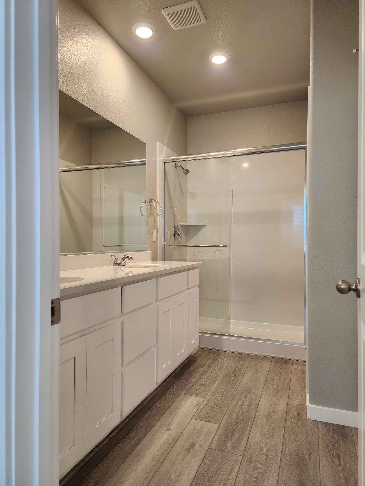 Building Photo - 2145 Longmire Loop