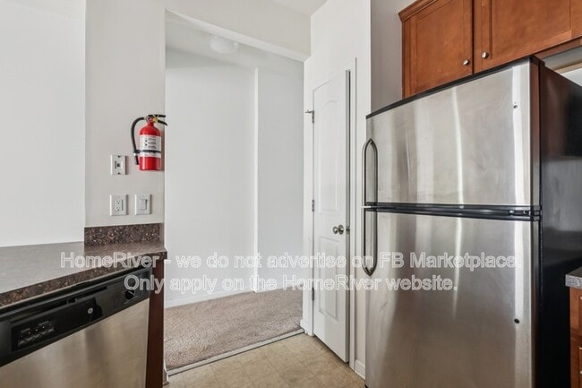 Building Photo - 504 Degas Ct