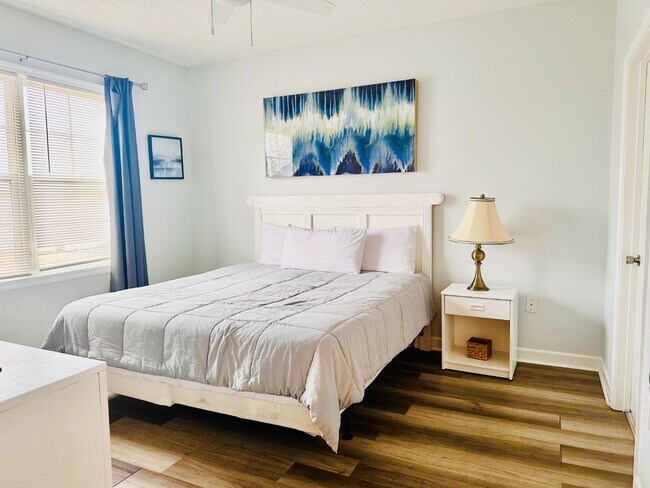 Building Photo - 505 Wickham Dr