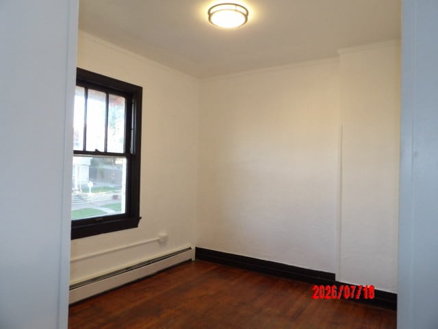 Building Photo - 317 S Chestnut St