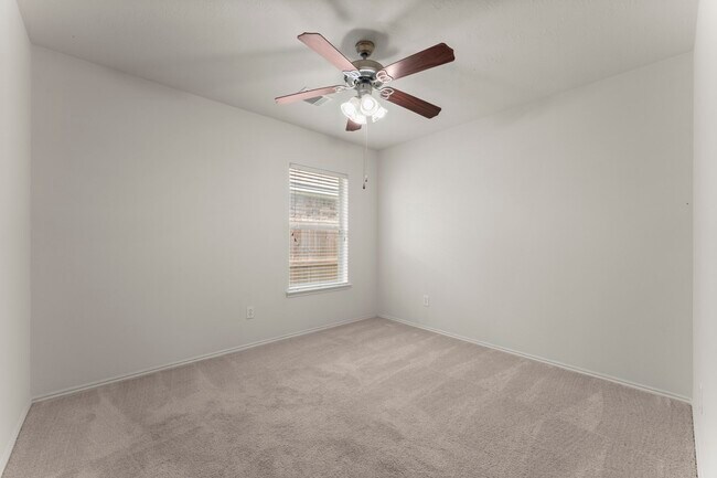 Building Photo - 2818 Lockeridge Pines Dr