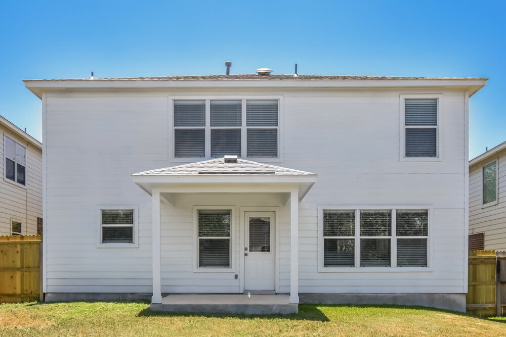 Building Photo - 10943 Palomino Bluff