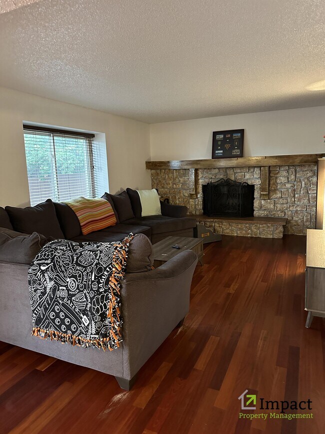 Building Photo - 2680 Black Diamond Terrace