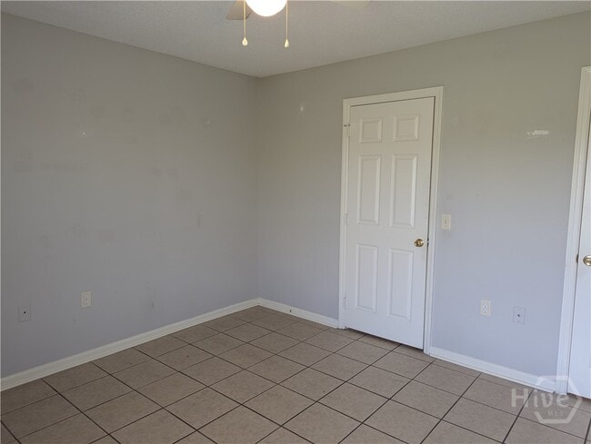 Building Photo - 230 Lanier Dr