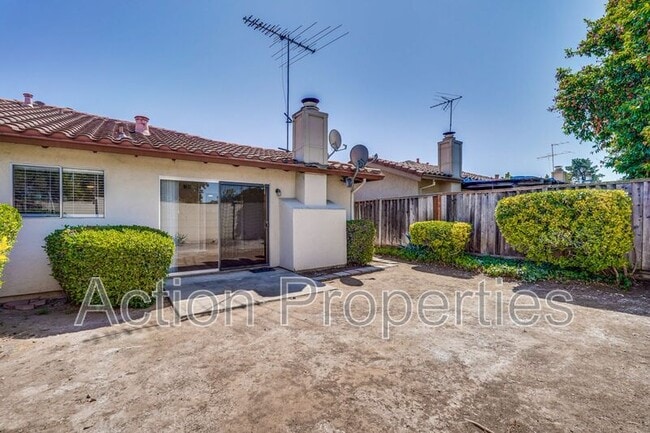 Building Photo - 1662 Merriton Ct