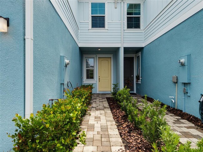 Building Photo - 254 Via Anina Dr