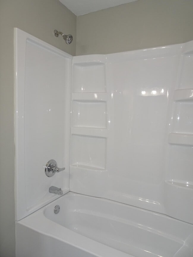 Building Photo - 6539 Kerman Dr