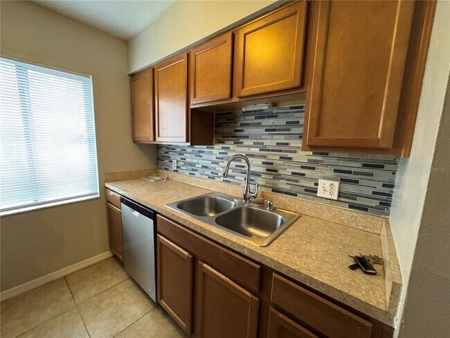 Building Photo - 7505 Pitch Pine Cir