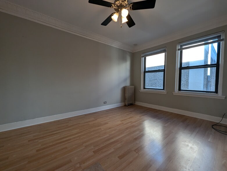 Building Photo - 3835 N Fremont St