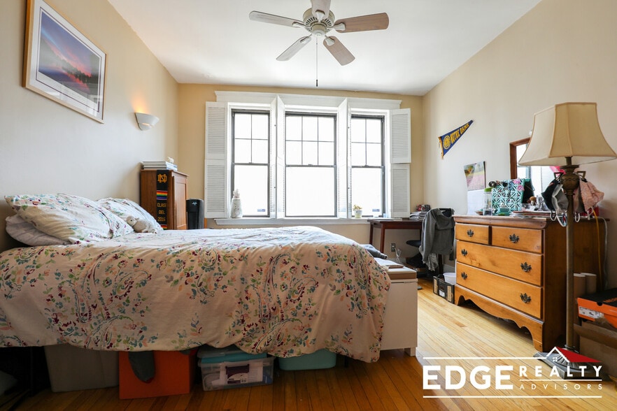 Building Photo - 6 Sutherland Rd